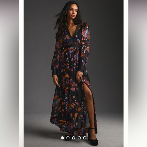 Maeve Deep-V Printed Maxi Dress Anthropologie - Picture 1 of 9